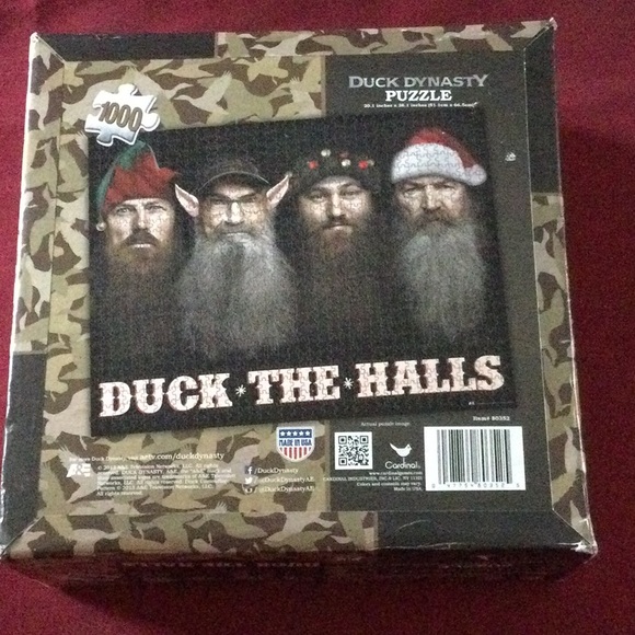 Duck Dynasty Christmas Puzzle - Picture 3 of 5